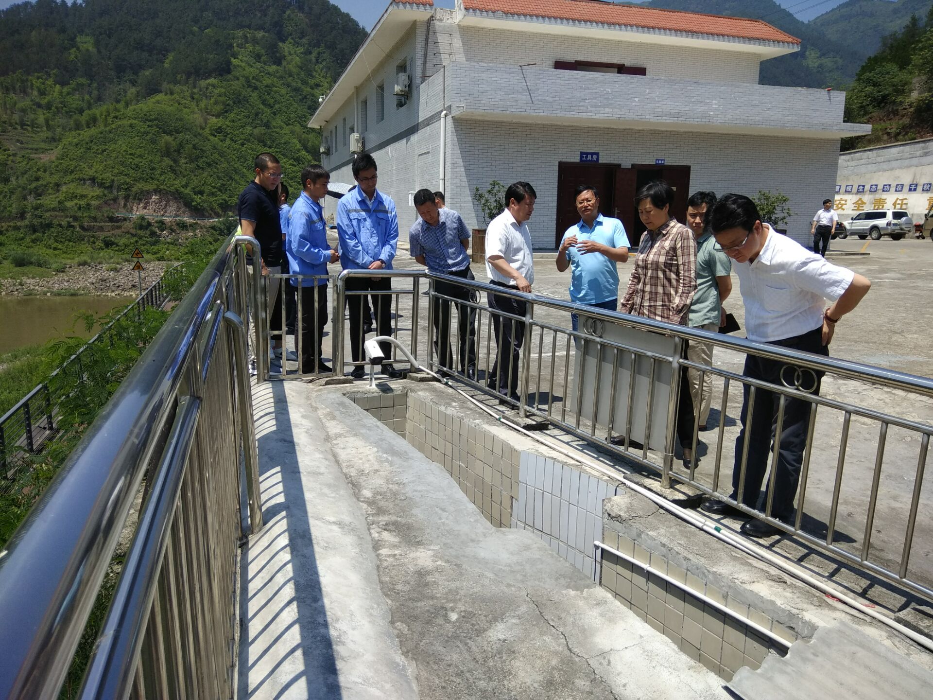 1528442799107149.jpg QQ图片20180608103824.jpg