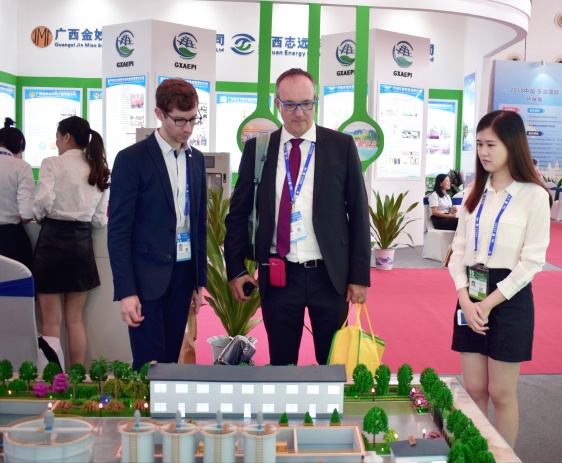 1536938506568708.jpg 1536938506568708.jpg